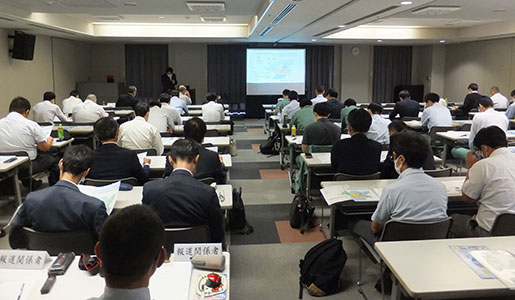 講演会の様子